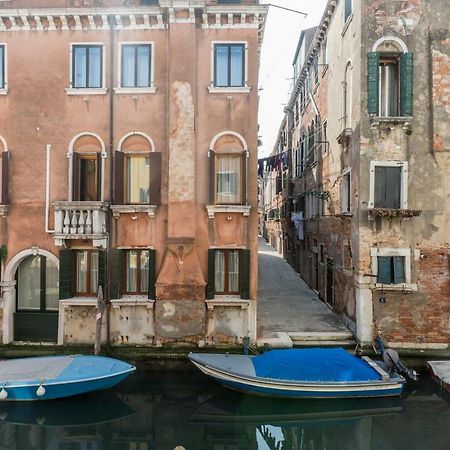 Venice Little Canal Exteriér fotografie