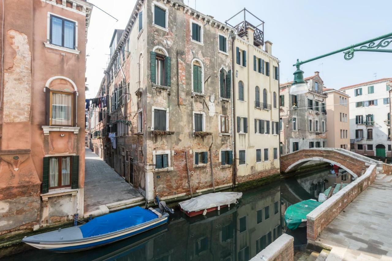Venice Little Canal Exteriér fotografie