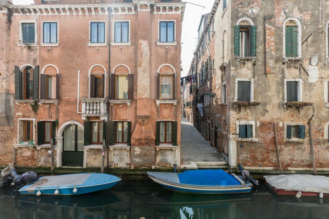 Venice Little Canal Exteriér fotografie